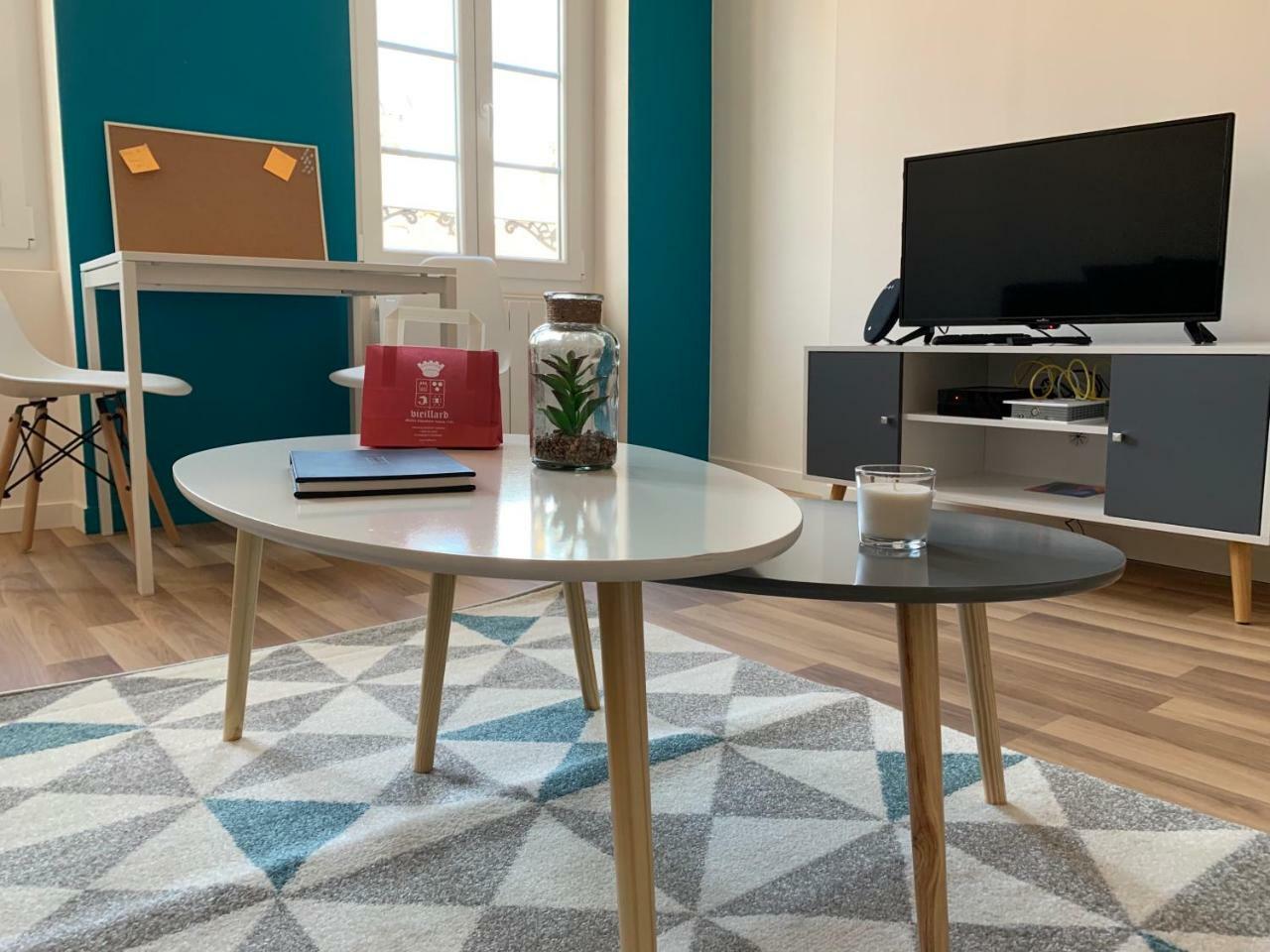 Esprit Studio Sur Plateau Central Clermont-Ferrand Buitenkant foto