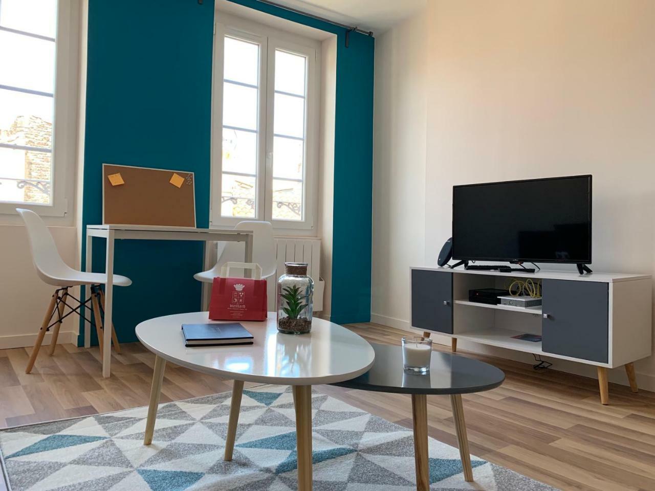 Esprit Studio Sur Plateau Central Clermont-Ferrand Buitenkant foto
