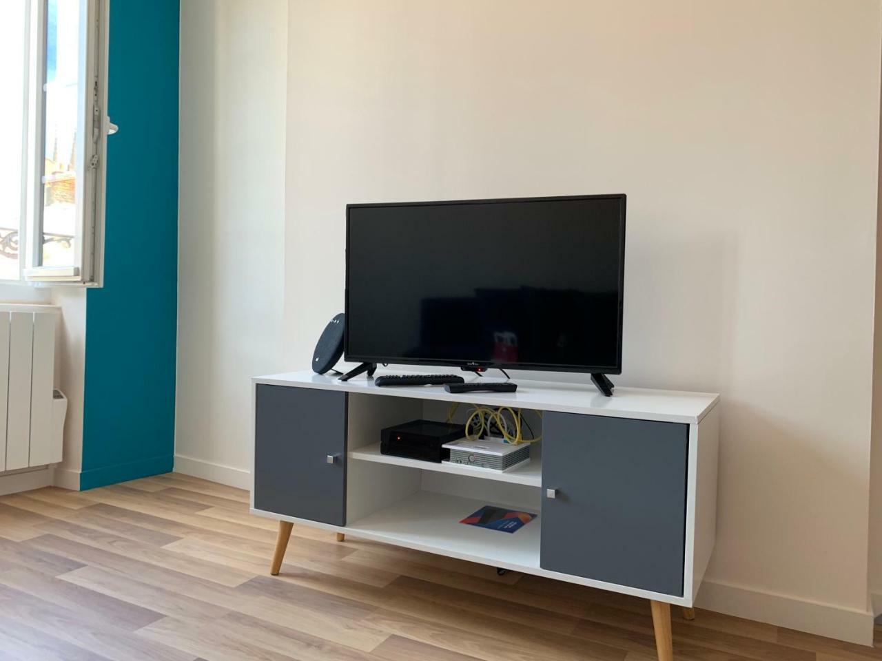 Esprit Studio Sur Plateau Central Clermont-Ferrand Buitenkant foto